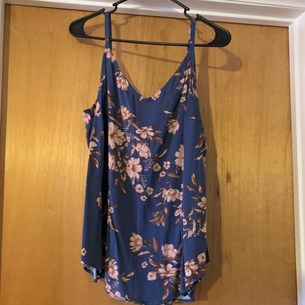 Fit and flare floral tank top